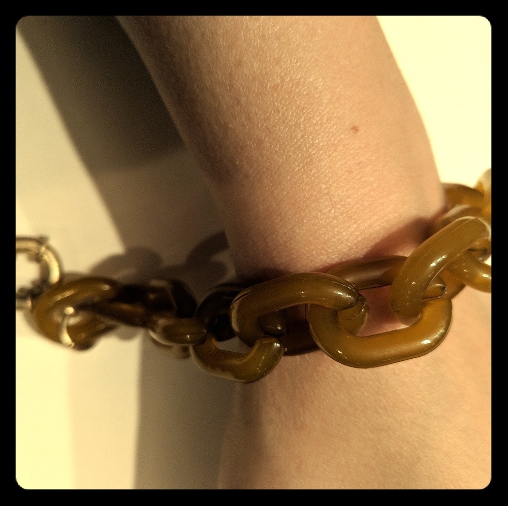 Plastic large chain bracelet